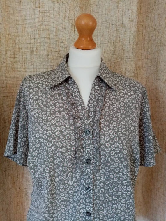 1940s style blouse
