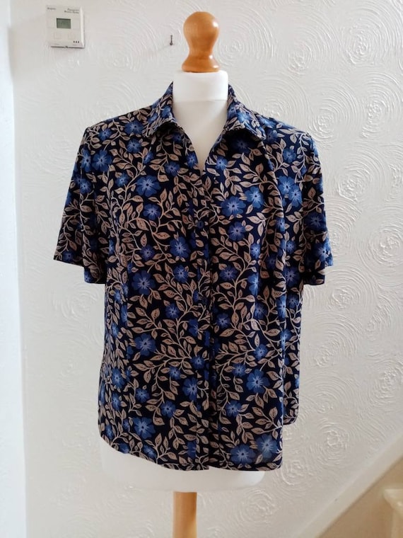 1940s style blouse
