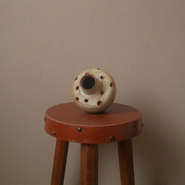 Vase pique-fleurs en céramique objet fait main poterie handmade vintage