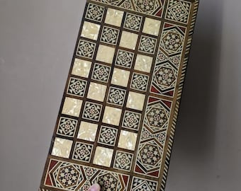 Jeu d'échecs et backgammon vintage bois et nacre