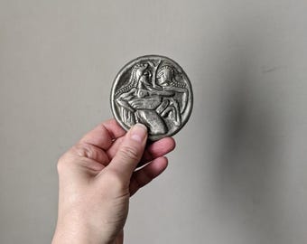 Presse-papier vintage en métal argenté