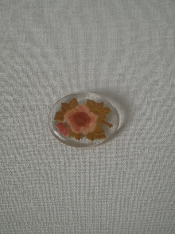 Broche Vintage Artistique En Résine Et Accumulation De Pièces - Bijou D'artiste