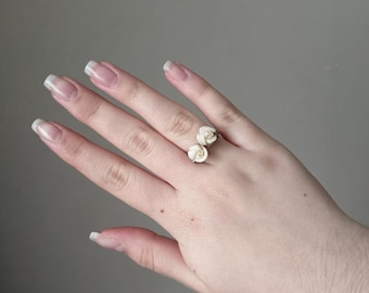 Bague en argent 800 roses en résine