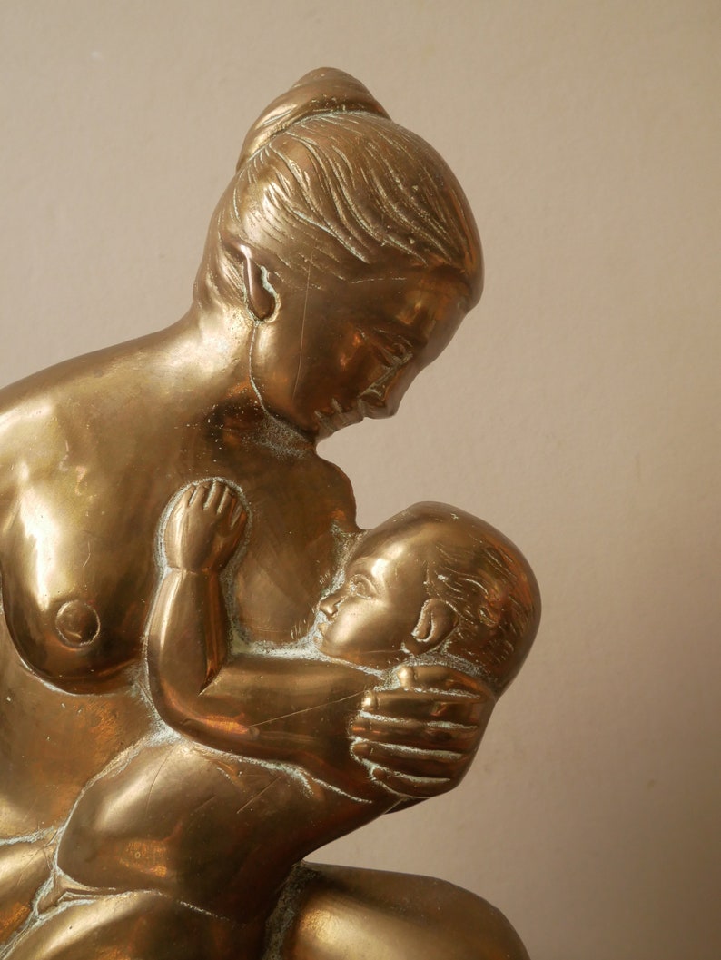 Sculpture en laiton vintage objet de décoration la nativité mére et enfant image 6