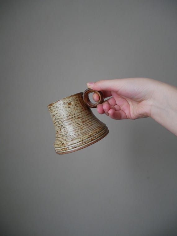 Mugs en grès pyrité céramique handmade poterie artisanale Jean-Pierre Prudhomme Tasses à thé slow décoration campagne scandinave