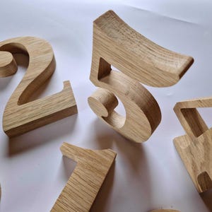 Numeri decorativi in legno, legno massello, numeri da tavolo, numero, cifra, numero civico, quercia, quercia di quercia, in piedi, appesi, numeri da tavolo