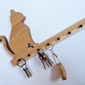 Key hanger - wooden oak with a cat, wooden cat, made of wood, solid wood, solid wood hallway accessories, as a gift for a cat lover, boho