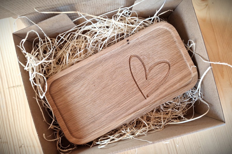 Wooden tray with engraving, small oak tray made of solid wood, gift for her, wife, for Valentine's Day image 3