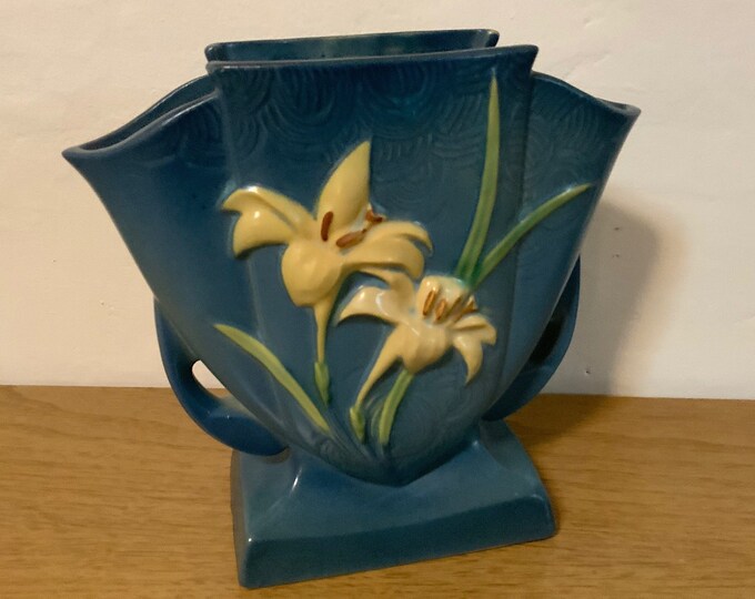 Roseville 2067 Zephyr Lily Fan Vase Bermuda Blue Etsy