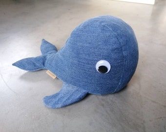 Jeans whale, upcycled jeans whale