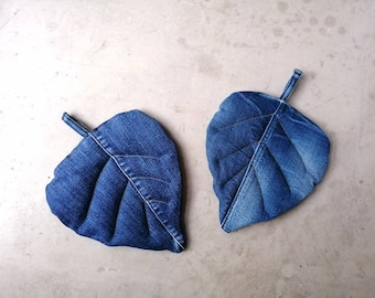 Pot holders made of old jeans