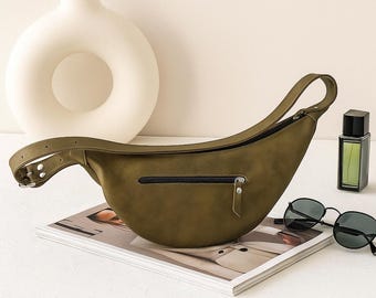 Unisex banana Bag ,Leather Banana Bag  / Crossbody Bag / Leather sling bag fanny pack/ Half Moon Handbags,Half Moon Handbags