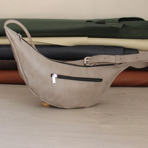Half Moon Chest Bag , Small Leather Bag,Unisex banana Bag ,Leather Banana Bag  / Crossbody Bag / Leather sling bag fanny pack/