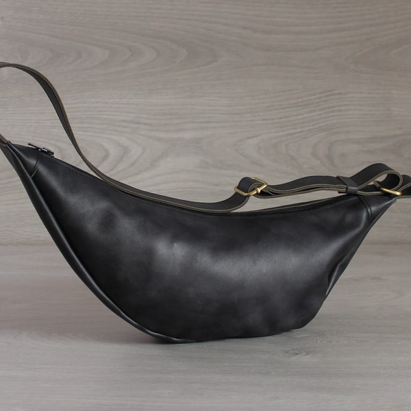 Unisex banana Bag ,Leather Banana Bag  / Crossbody Bag / Leather sling bag fanny pack/ Half Moon Handbags,Half Moon Handbags