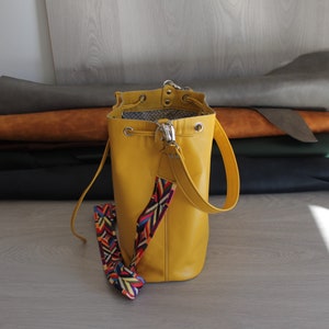 Bucket leather bag with two straps, with lining, Leather Bucket Bag,Crossbody Bucket Bag ,Handmade Leather Bucket Bag ,Bucket Bag Purse image 4