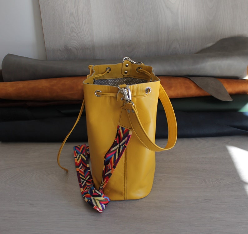 Bucket leather bag with two straps, with lining, Leather Bucket Bag,Crossbody Bucket Bag ,Handmade Leather Bucket Bag ,Bucket Bag Purse image 4