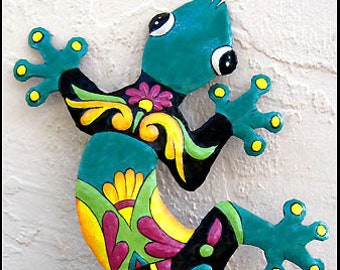 Painted Metal Gecko Wall Hanging, Tropical Gecko, Metal Art, Outdoor Metal, Garden Decor, Outdoor Metal Wall Art, Tropical Decor M-402