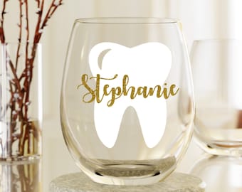 Dentist wine glass, Dental assistant gift, Dental hygienist, Dental hygienist gift, Dental assistant, Gift for her, Graduation Gifts