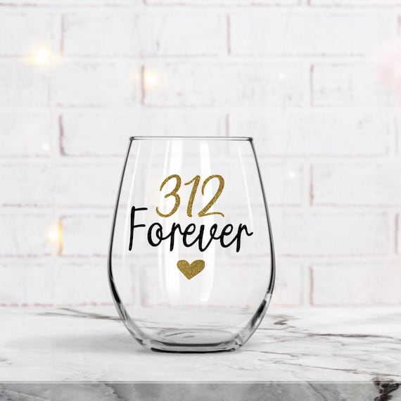 Roommate Gift, Roommate wine Glass, Best Friend Gift, Christmas Gift, College Roommate, Dorm Room, Apartment, Graduation Gift, Rommie Gift