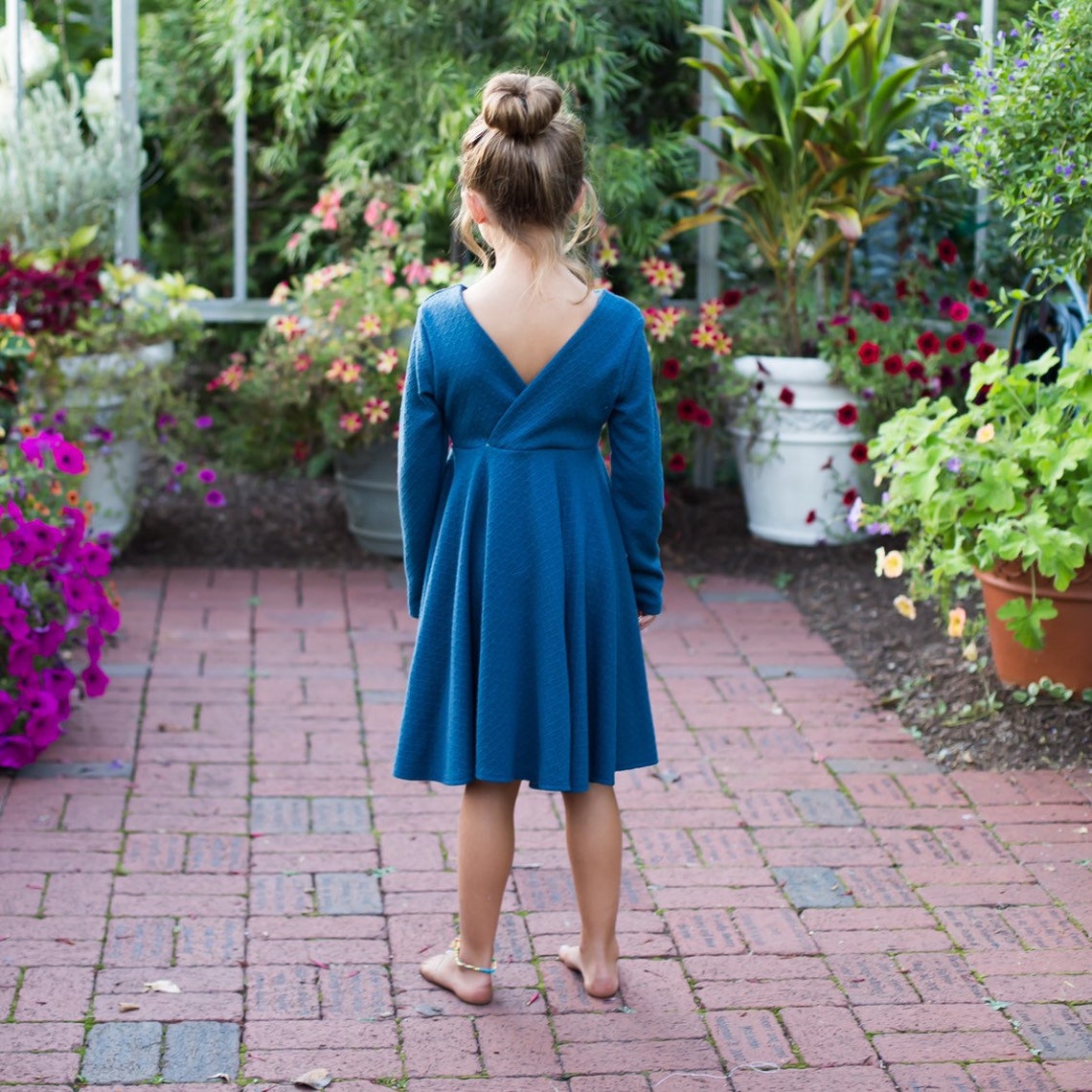 Reese Twirl Navy & Pink Line