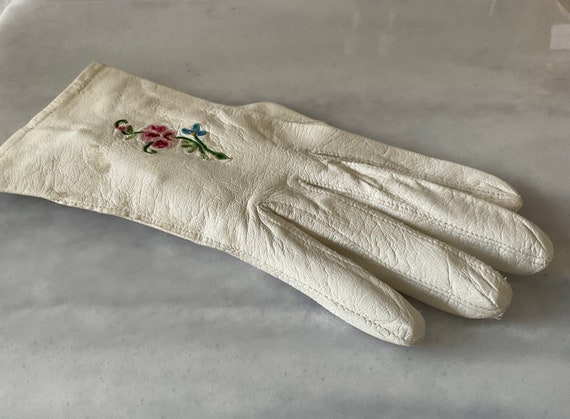 French Embroidered Rose Gloves - image 6