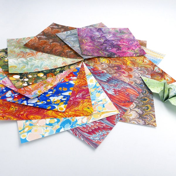 Papier origami 15x15 cm   -  40 feuilles 40 motifs illustrées avec des reproductions de papier marbré - kit spécial 2