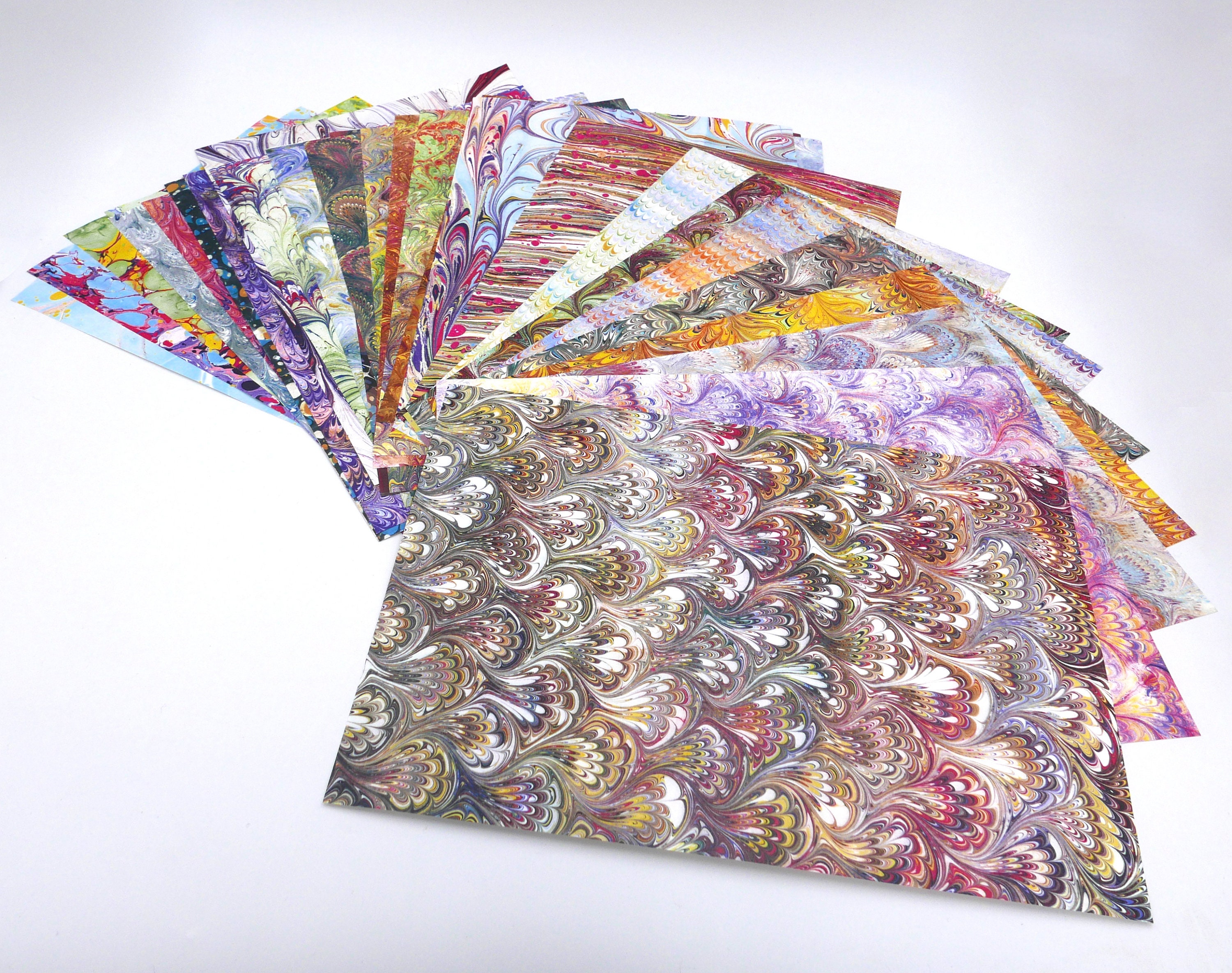 30 sheets of marbled paper