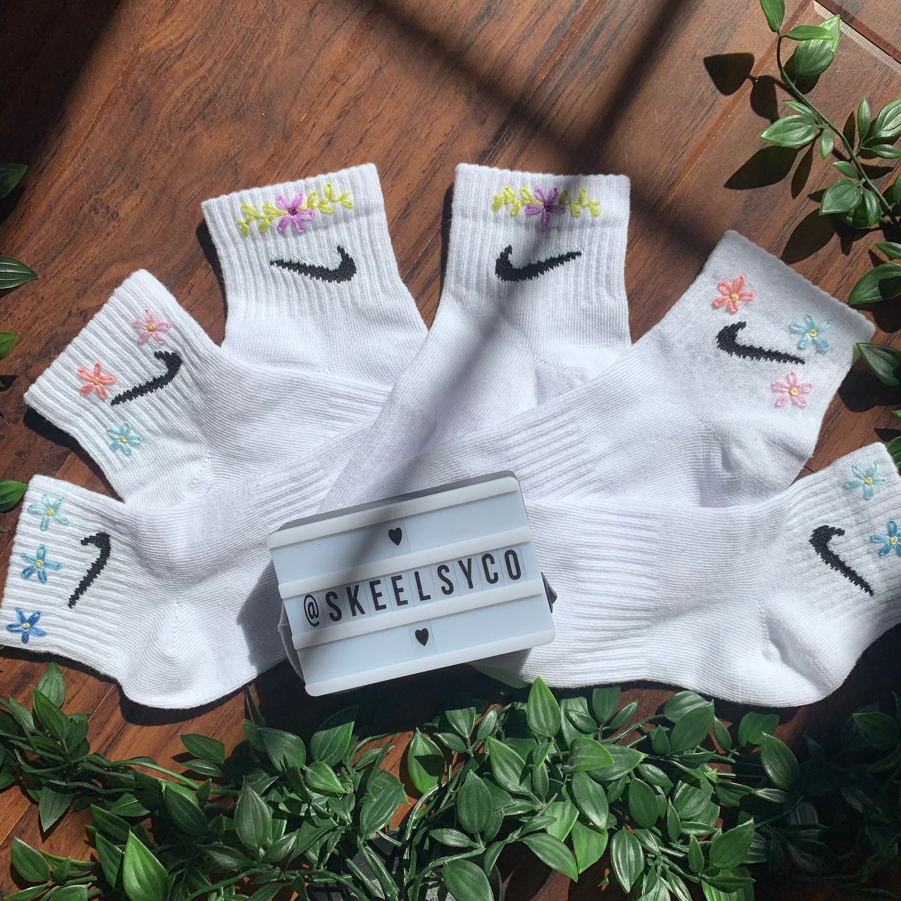 nike flower printed socks