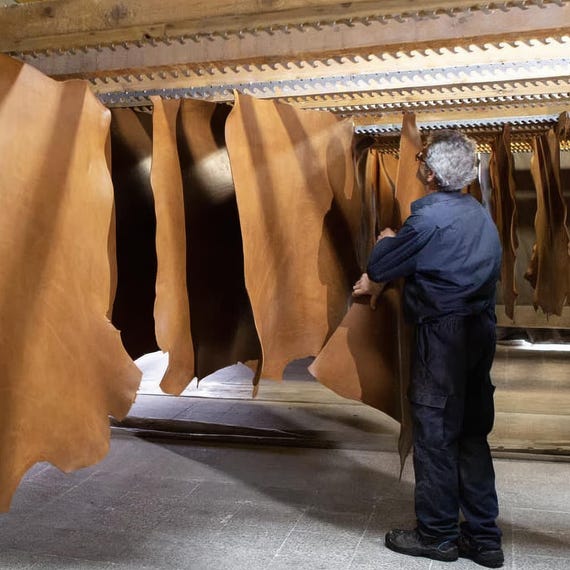Vegetable Tanned Leather Vachetta – 1.3 - 1.5mm (3-4 oz). High-quality leather hides, panels & sheets for crafting for DIY fianoleather