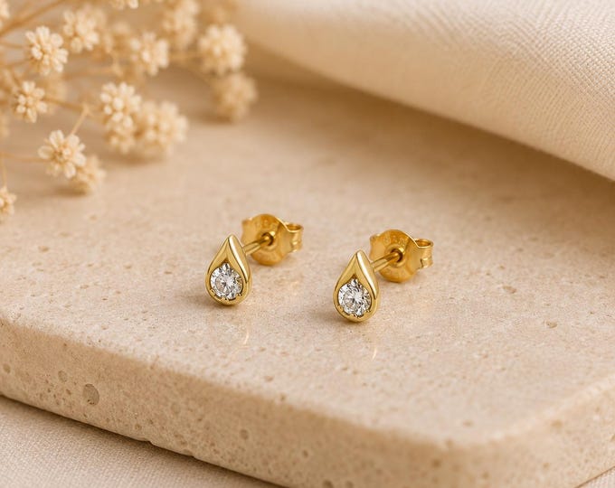 Iris 4mm Lab-Grown Diamond Stud Earrings, Gold Plated Sterling Silver