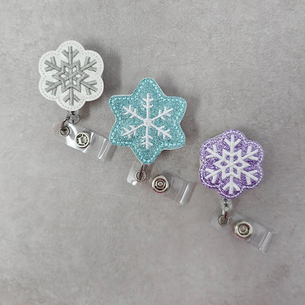 Porte-badge rétractable flocon de neige en vinyle pailleté, Porte-badge flocon de neige, Porte-badge pédiatrique, Porte-badge d'hiver, Bobine de badge d'hiver