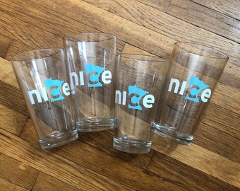 Minnesota Pint Glass Set - Pint Glasses, Pint Glass Gift, Pint Glass Set, Set of Pint Glasses, Minnesota Gifts, Minnesota Barware