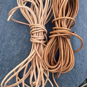 Dog Show Lead - Round, 4mm Leather with a Trigger Clip image 4