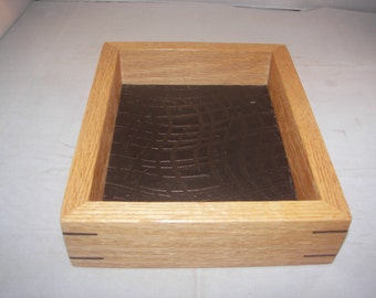 Oak Valet Tray: Wood Desk Organizer with Walnut Splines