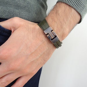Men&#39;s Green Leather Bracelet, Multistrand Green Leather with Copper Magnetic Clasp,  Men&#39;s Leather Jewelry, Men&#39;s Leather Cuff, Gift for Him