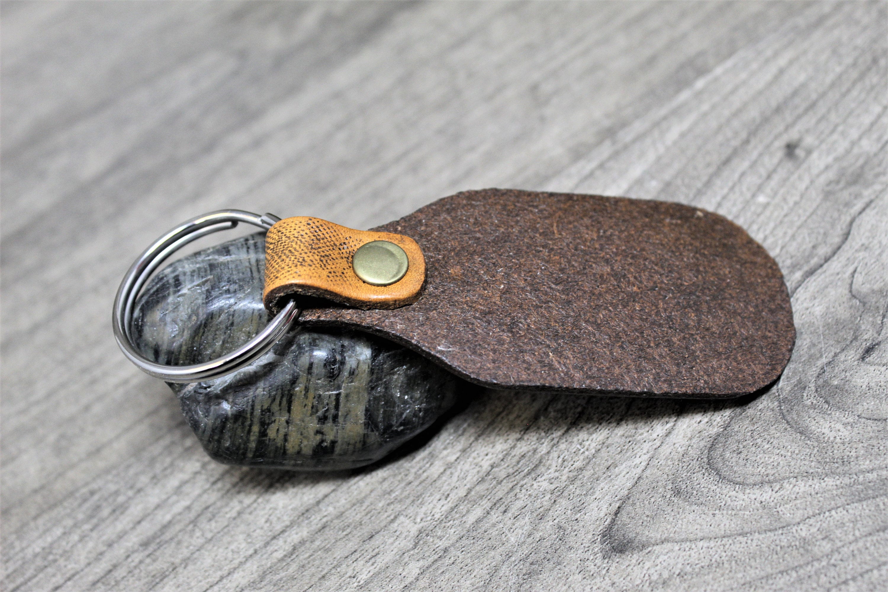 Crappie Leather Key Fob, Crappie Fishing, Men's Christmas Gift, Men's  Stocking Stuffer, Brother Christmas, Fishing Gifts, Men's Keychain 