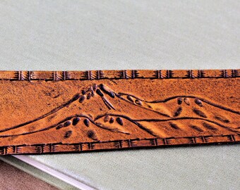 Marcador de cuero de la montaña Mt. Shasta: marrón silla de montar hecho a mano