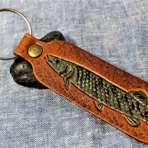 Musky Leather Key Fob, Husband Christmas Gift, Musky Fishing