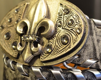 Fleur De Lis Belt Buckle, Silver Tone, Oval Shaped, Fashion  display picture 2