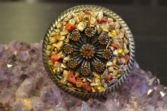 Beautiful Belt Buckle, Floral, Citrine Crystal Detail  display picture 3
