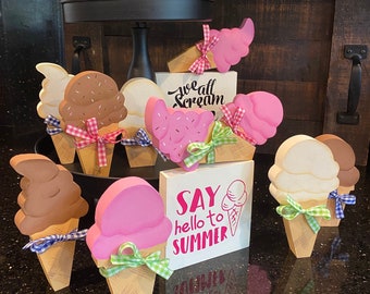 Cono gelato in legno: decorazione estiva per vassoio a più livelli