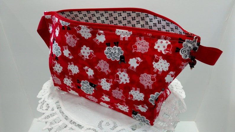 Red Sheep Project Bag Medium