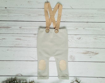 Newborn Pants With Suspenders, Knee Payches and back pocket.  Baby Photo Outfit. Overall. Boy Coming home outfit. Baby Shower Gift.