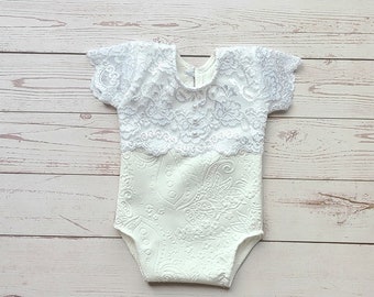 2 - 4 month Baby White Romper.  Baby girl picture outfits. Cake smash outfit. Baby girl clothes.  Sitter romper baby ballerina dress