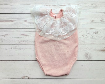 2 - 4 month Baby pink Romper.  Baby girl picture outfits. Lace bloomer. Baby girl clothes.  ballerina dress