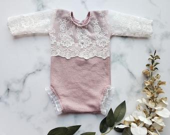Newborn Girl Romper.  Lace Photo Outfit.  Photoshoot Outfit.  Baby body suit. Newborn Set. Baby Shower Gift. Keta Props