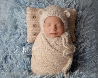 Newborn pillow prop.  Beige posing  pillow.  Baby photo prop.  Baby pillow with buttons.  Newborn photo props.  Mini pillow for photography.