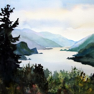 Columbia Gorge visto de Hood River, uma impressão ou tela de paisagem de uma aquarela de Bonnie White. Columbia Gorge 399 opções de tamanho.