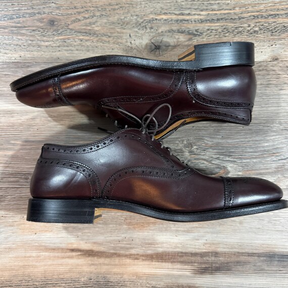 Vintage ALDEN 908 Burgundy Calfskin Medallion Tip Derby  display picture 2