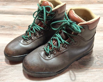 Vintage ASOLO Leather Hiking Boots: Goretex Vibram, Size 7.5